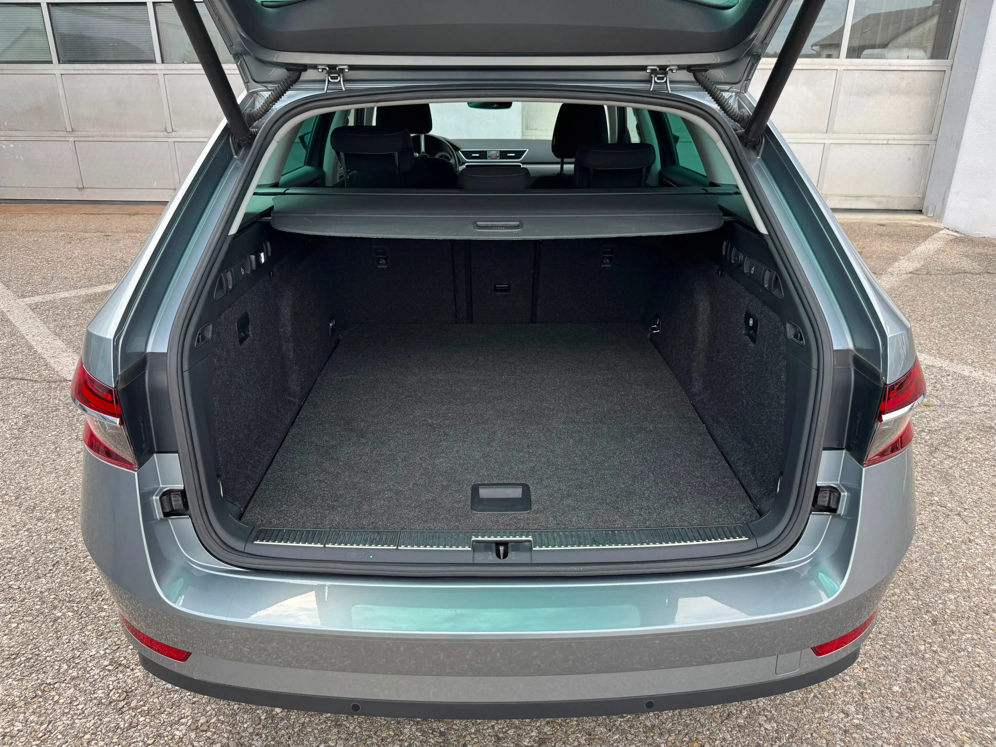 Skoda Superb Style 2.0 TDI 150ps Aut/Anhängerk/CarPlay — photo 8