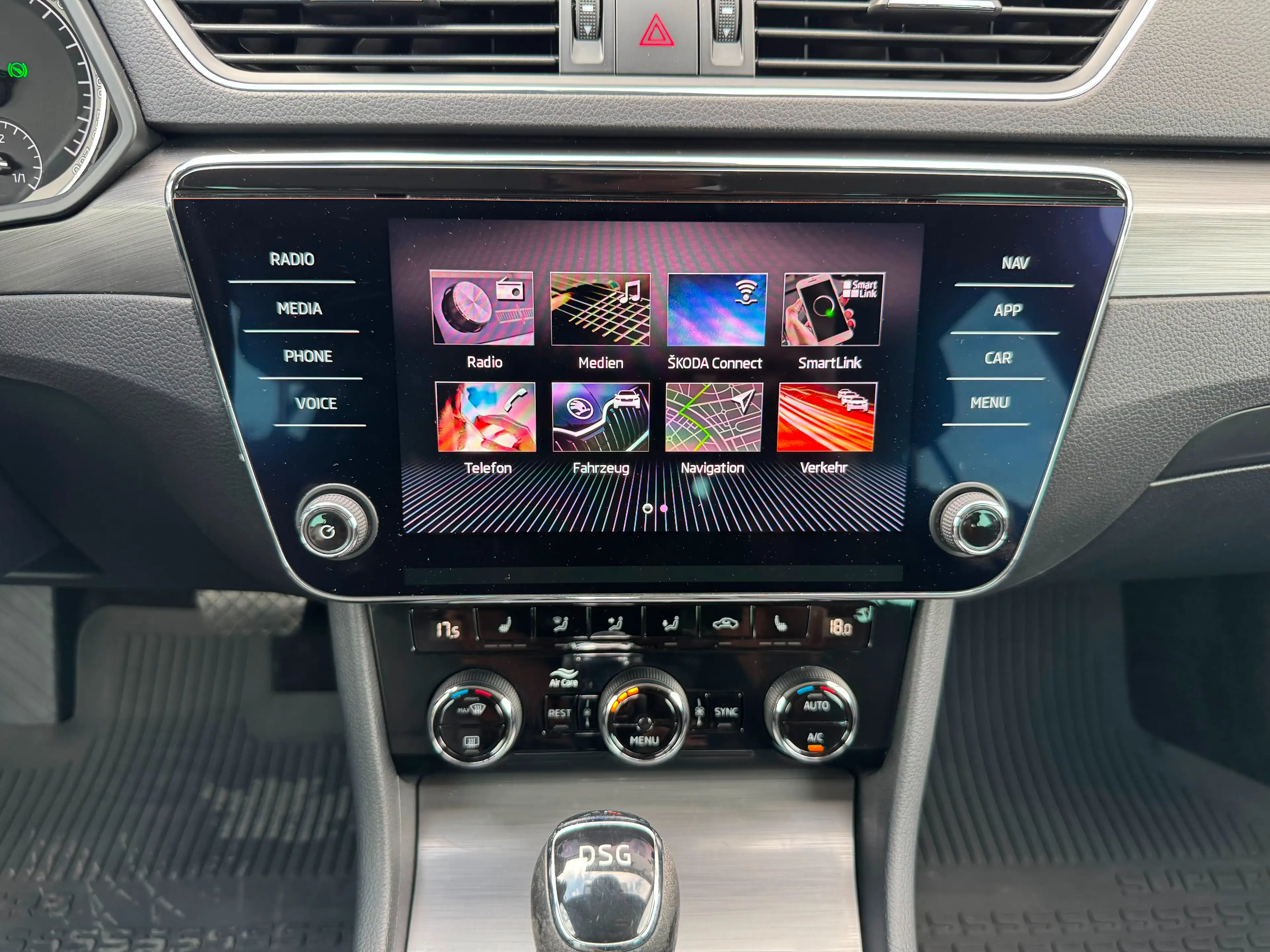Skoda Superb Style 2.0 TDI 150ps Aut/Anhängerk/CarPlay — photo 4