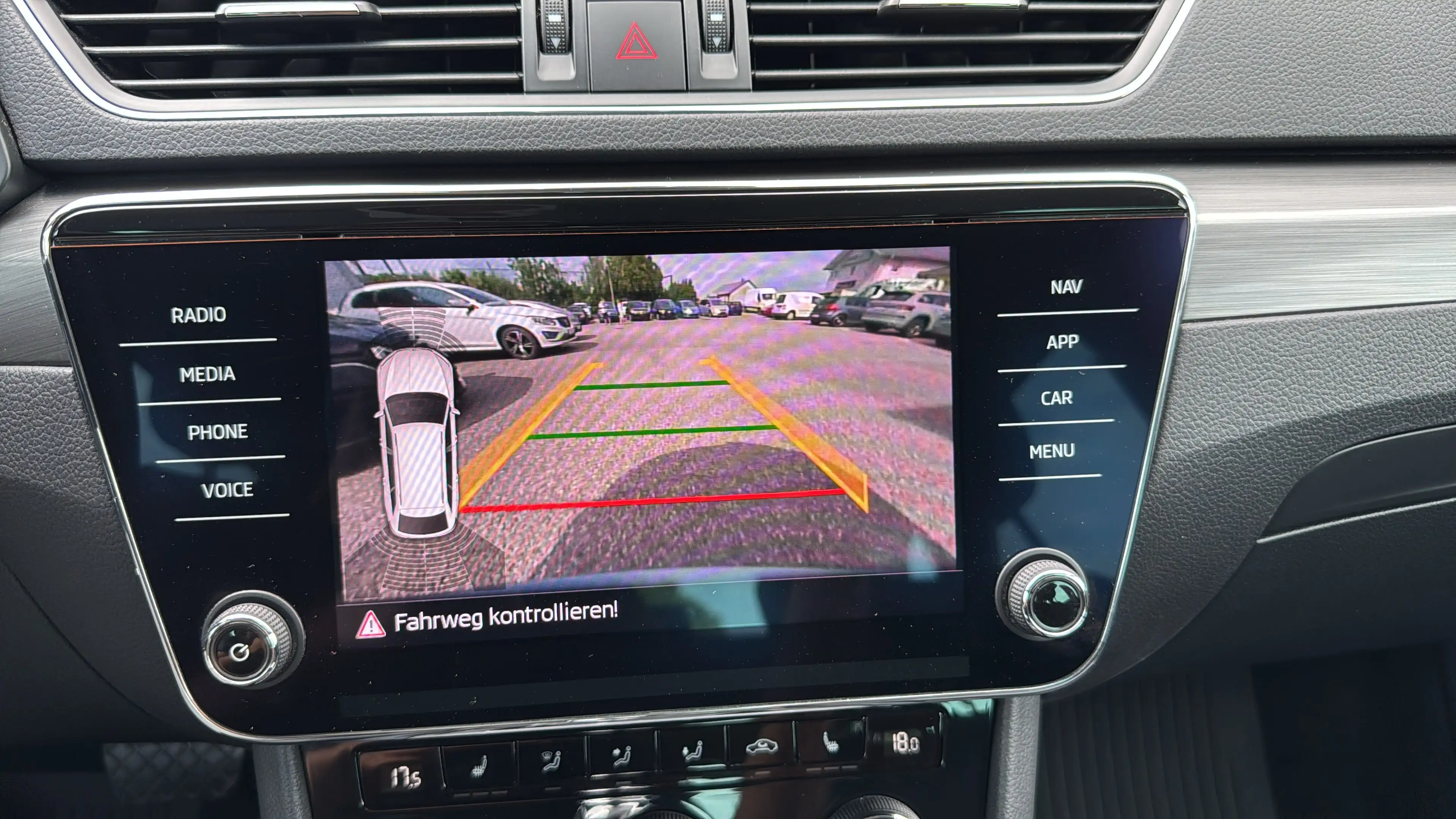 Skoda Superb Style 2.0 TDI 150ps Aut/Anhängerk/CarPlay — photo 12