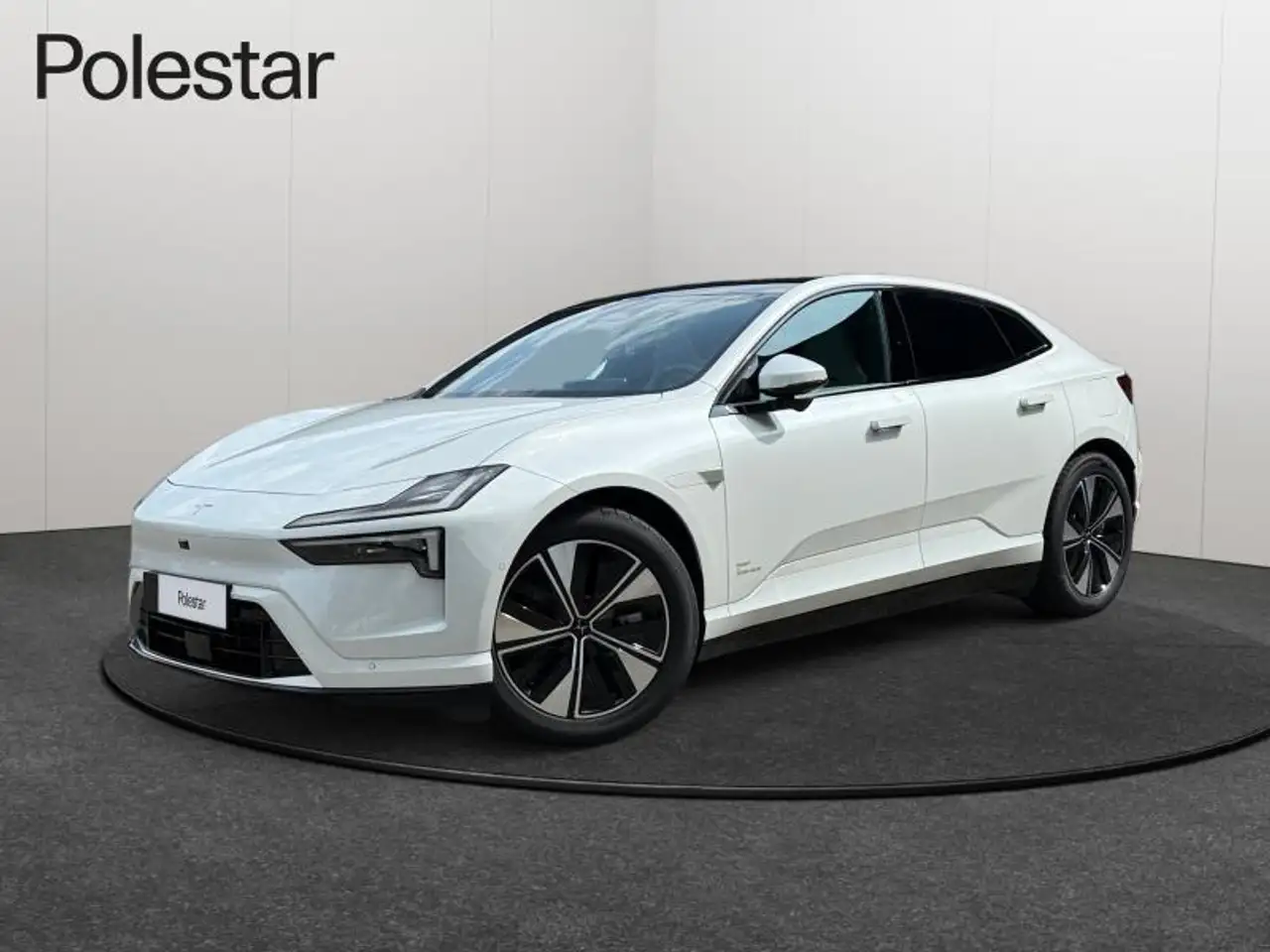 Polestar 4 2025