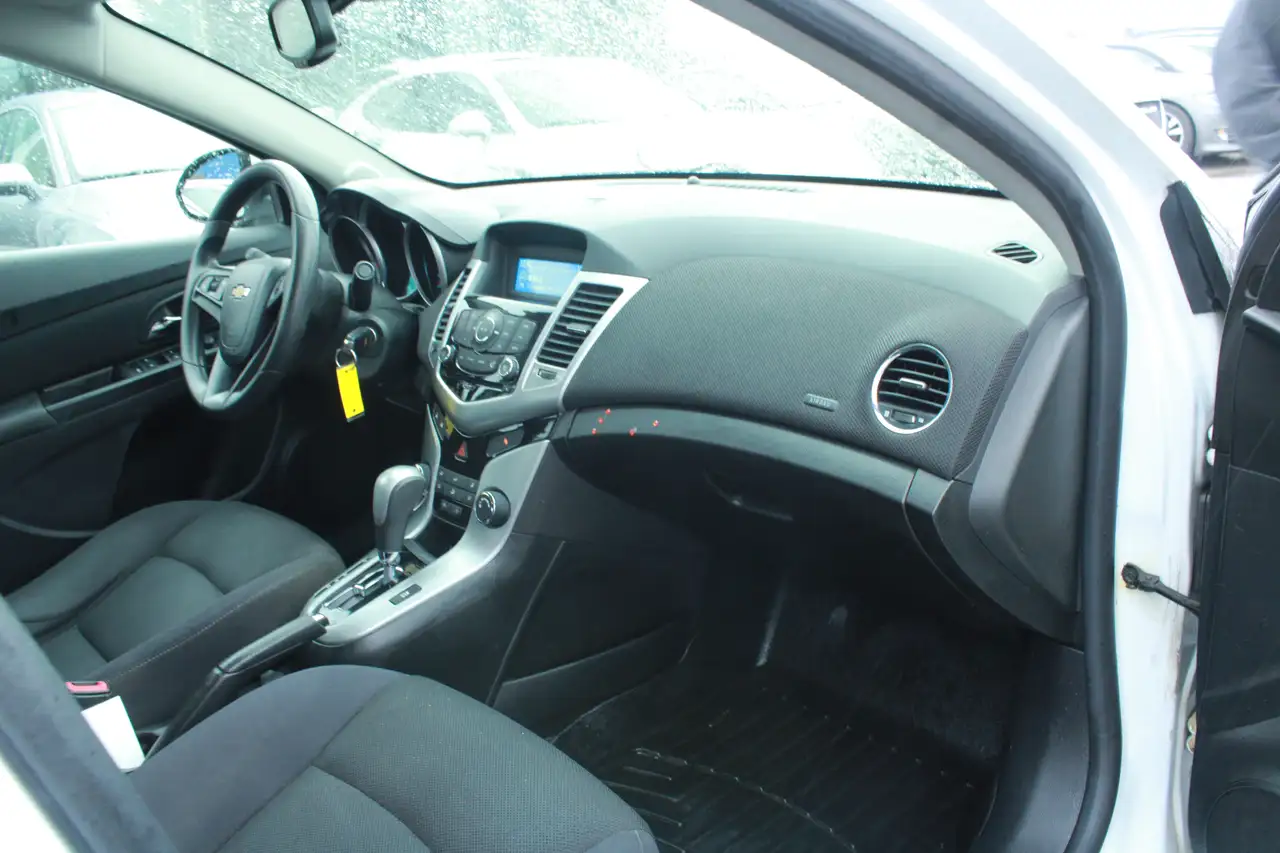Chevrolet Cruze снимка Chevrolet Cruze