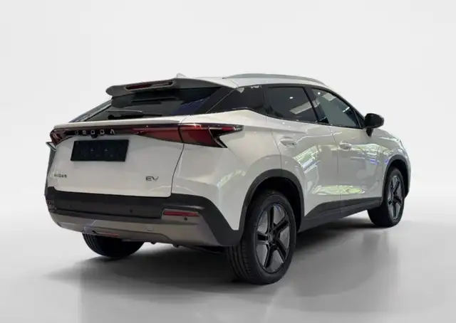 Jaecoo J5 view 6