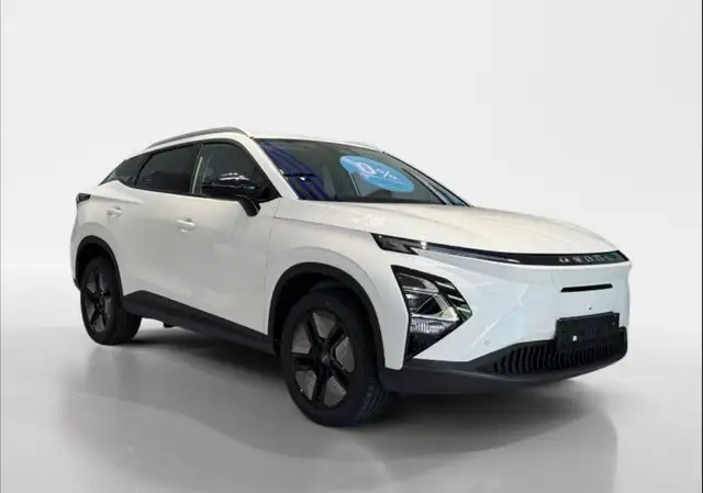 Jaecoo J5 view 3
