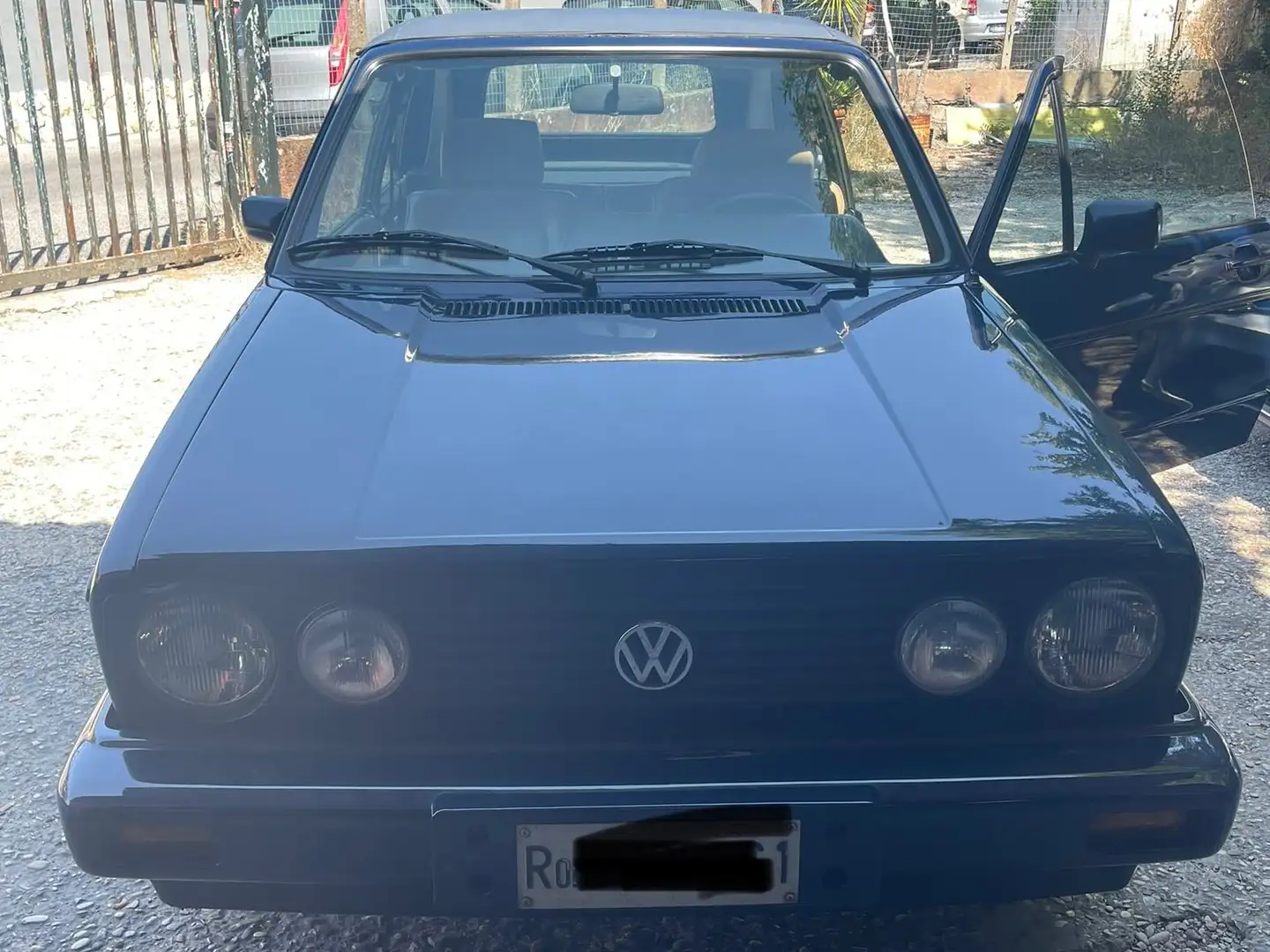 Volkswagen Golf Cabriolet 1.6 young Blu/Azzurro - 1