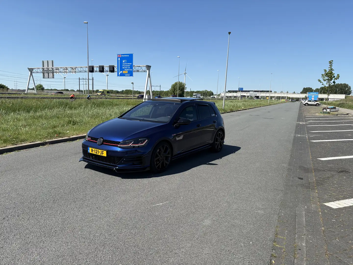 Volkswagen Golf GTI 2.0 TSI DSG 300Pk Pano, Stage 1, Sfeerverlichting Blauw - 1