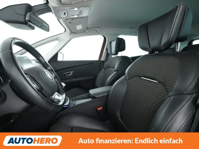 Renault Scenic view 10