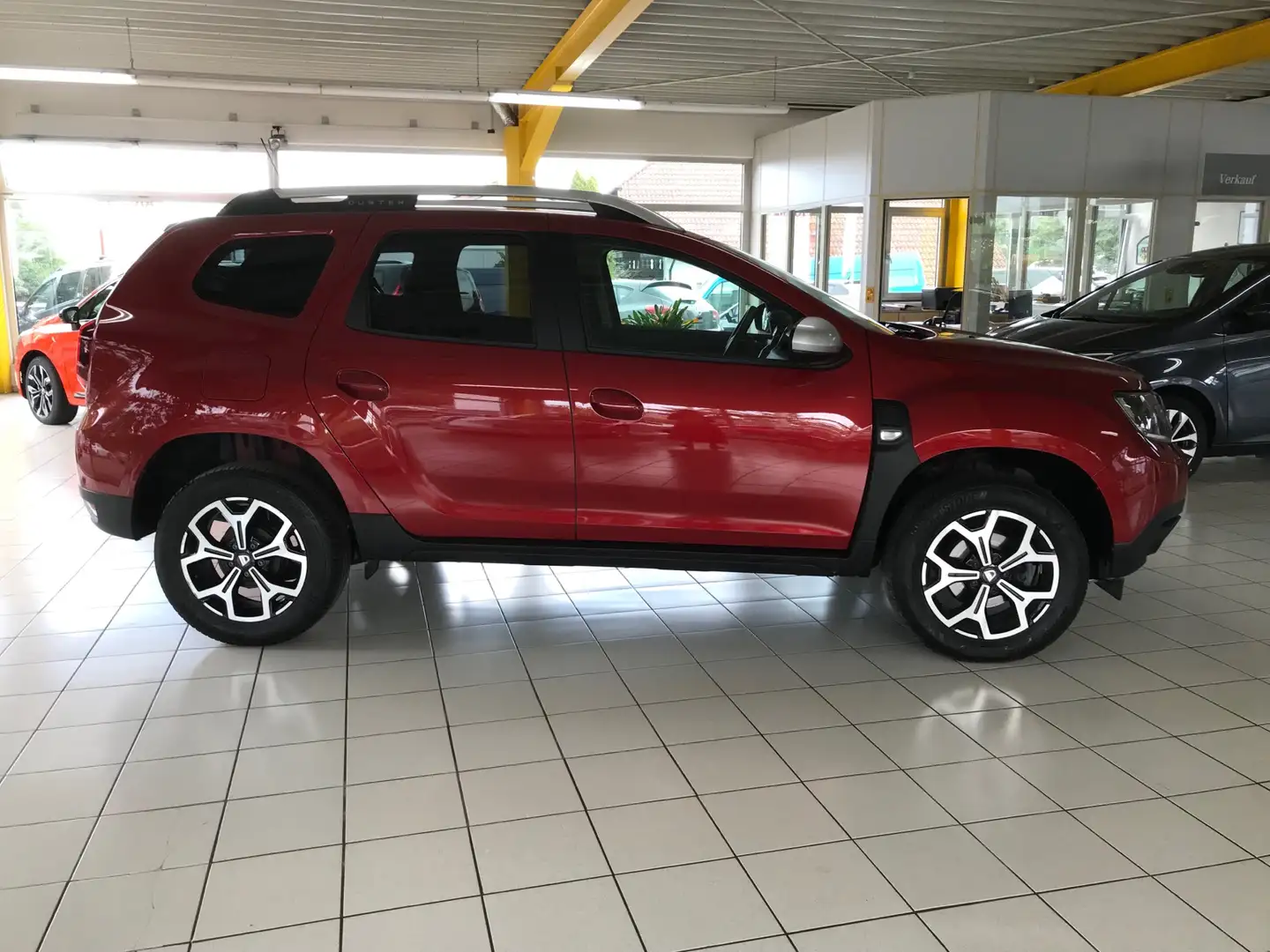 Dacia Duster TCe 130 2WD GPF Comfort Rot - 2
