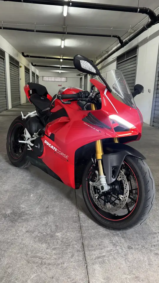 Ducati Panigale V4 S