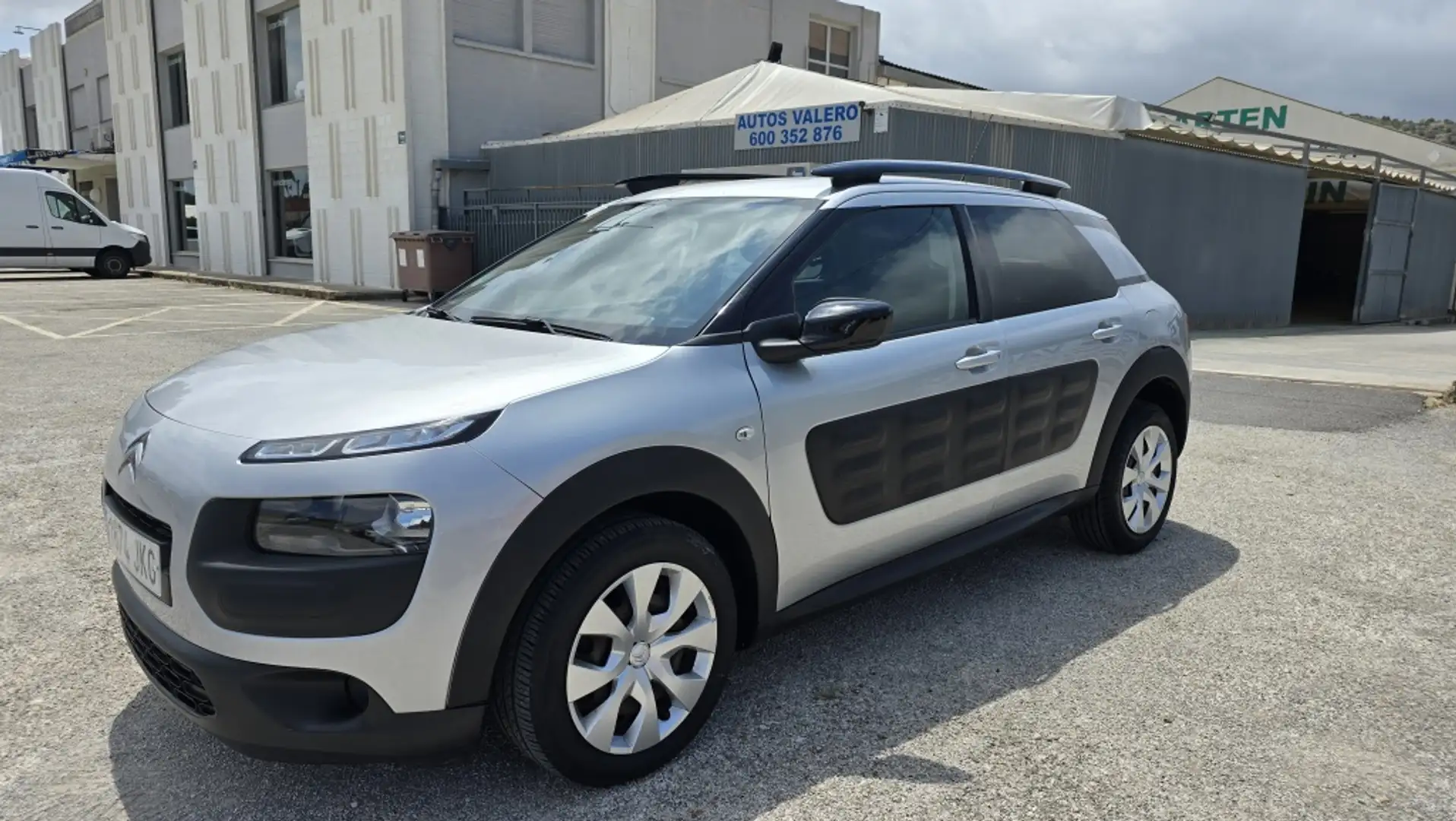 Citroen C4 Cactus 1.6 BlueHDi S&S Feel 100 Gris - 2