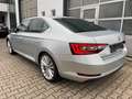 Skoda Superb Limo 2,0 TDI Style/1.HD/DSG/SHZ/NAVI/PDC Silber - thumbnail 3