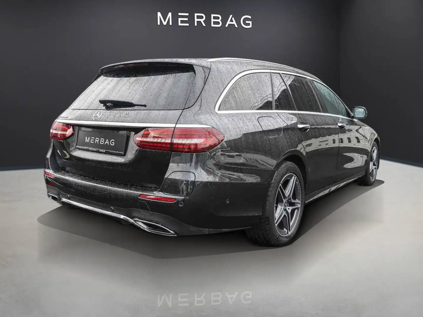 Mercedes-Benz E 300 de T AMG-LINE PANO DISTRONIC AHK BURMESTER Grau - 2