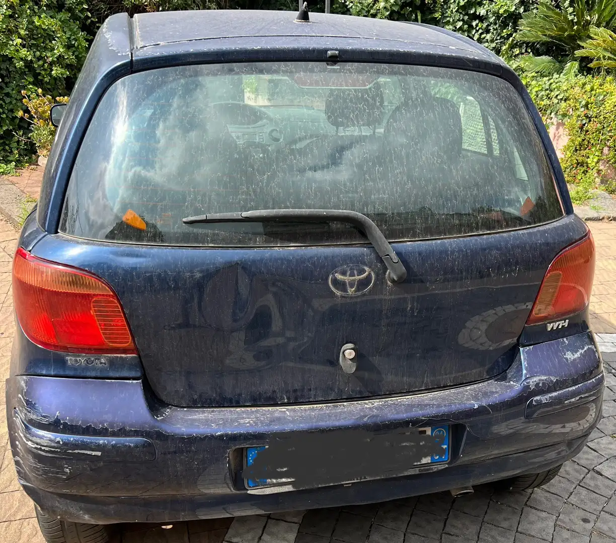 Toyota Yaris 5p 1.3 Luna my03 - 1