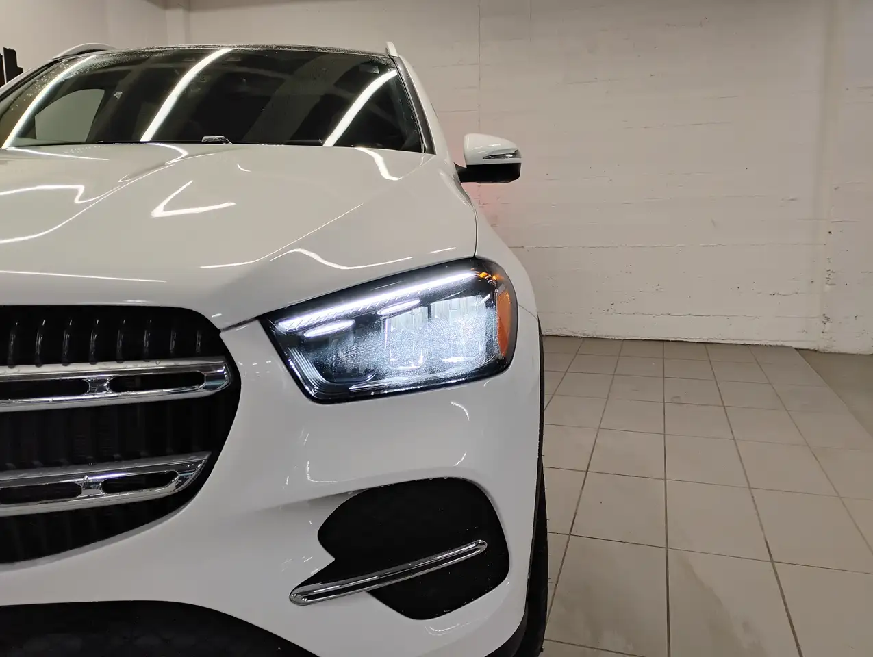 Mercedes-Benz GLE снимка Mercedes-Benz GLE