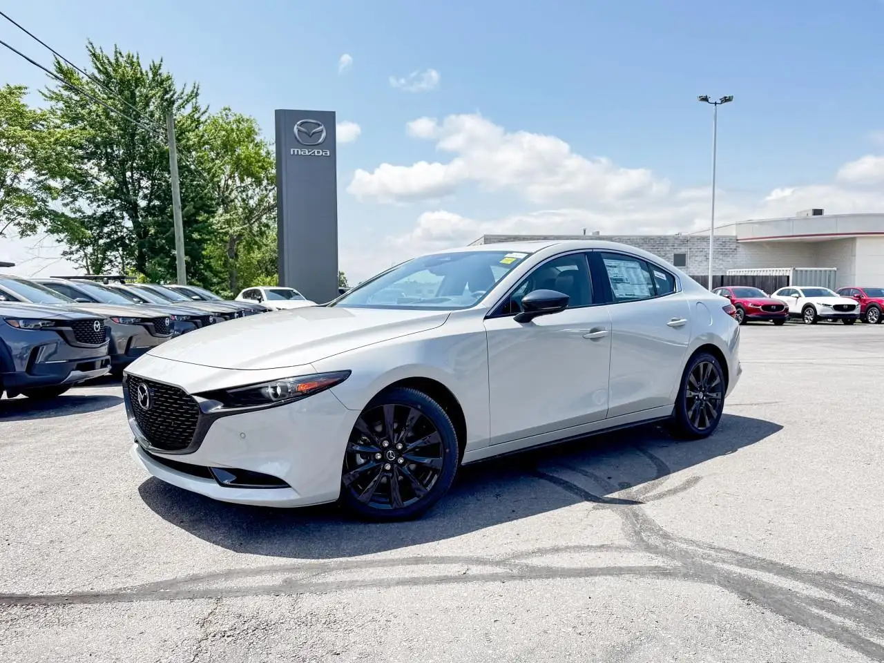 Mazda 3 снимка Mazda 3