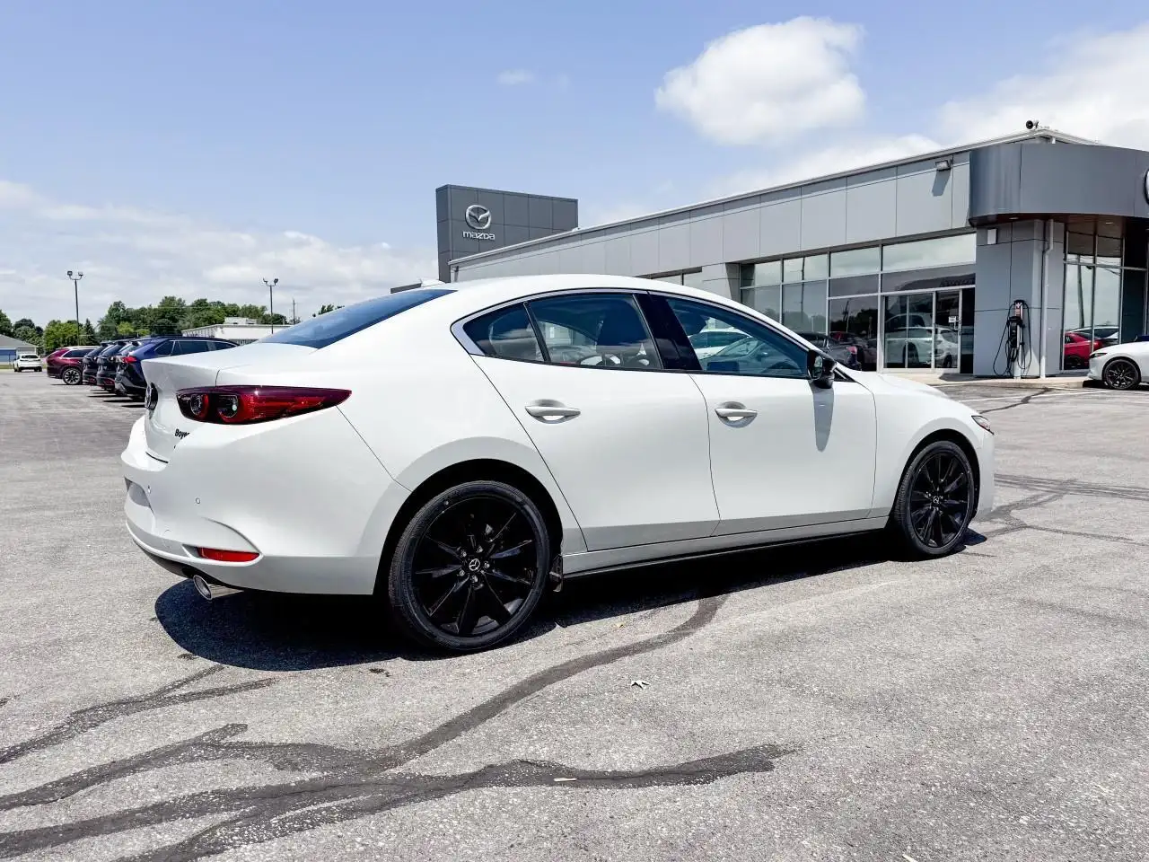 Mazda 3 снимка Mazda 3
