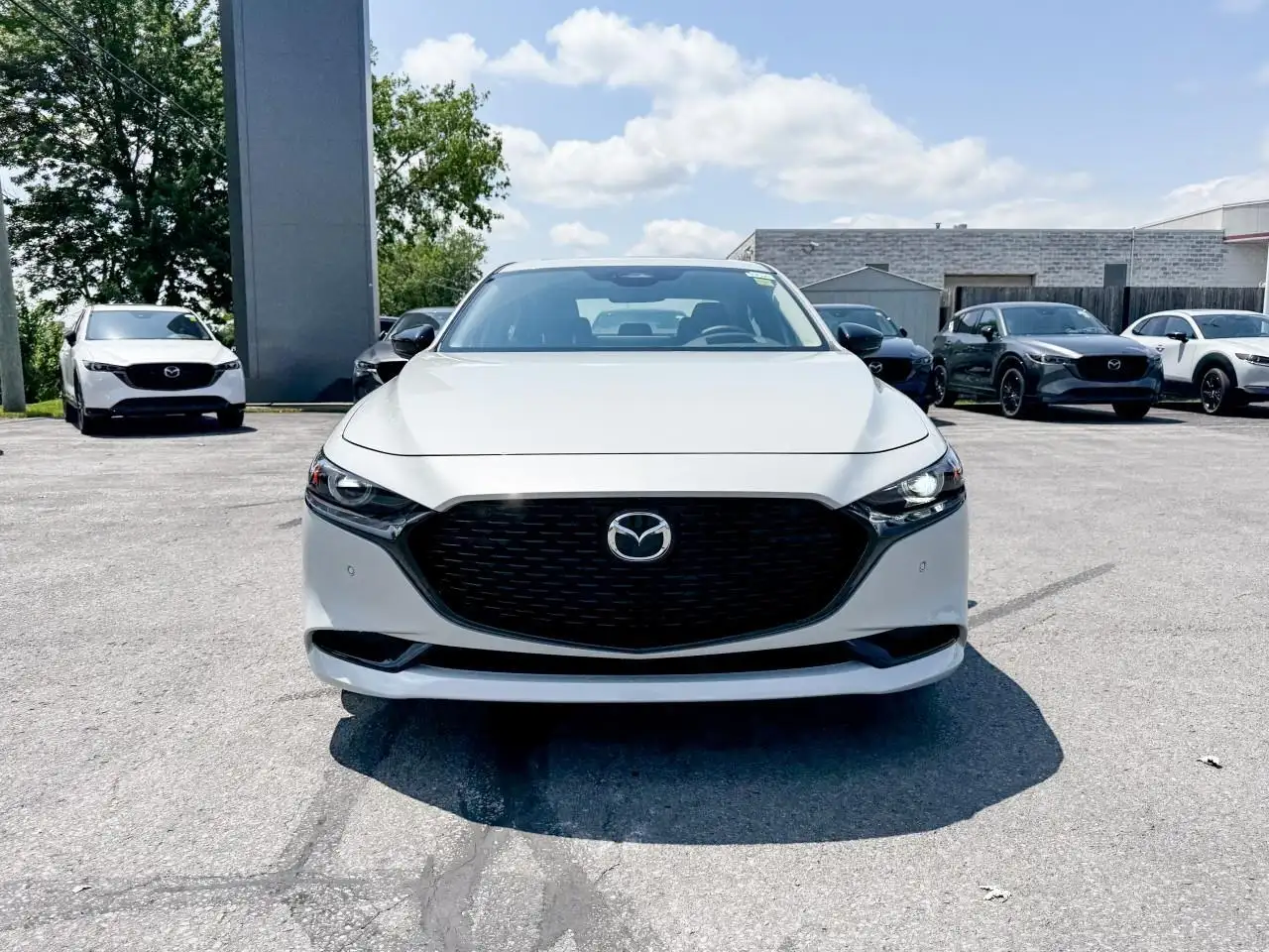 Mazda 3 снимка Mazda 3