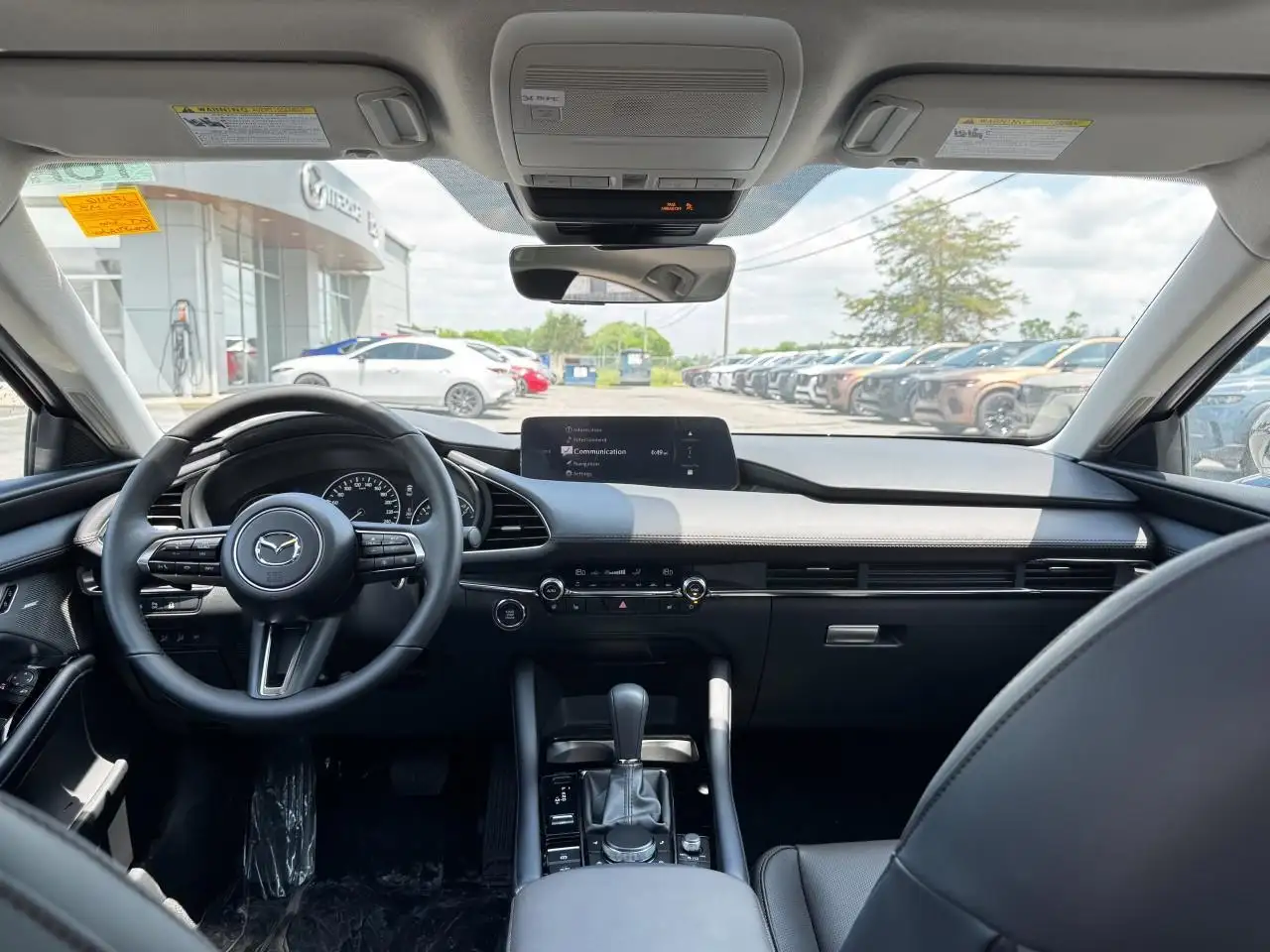 Mazda 3 снимка Mazda 3