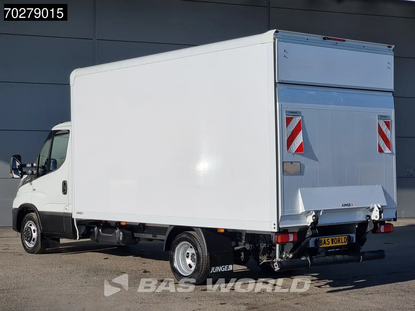 Iveco Daily 35C16 Automaat Laadklep Bakwagen Dubbellucht Airco Blanco - 2