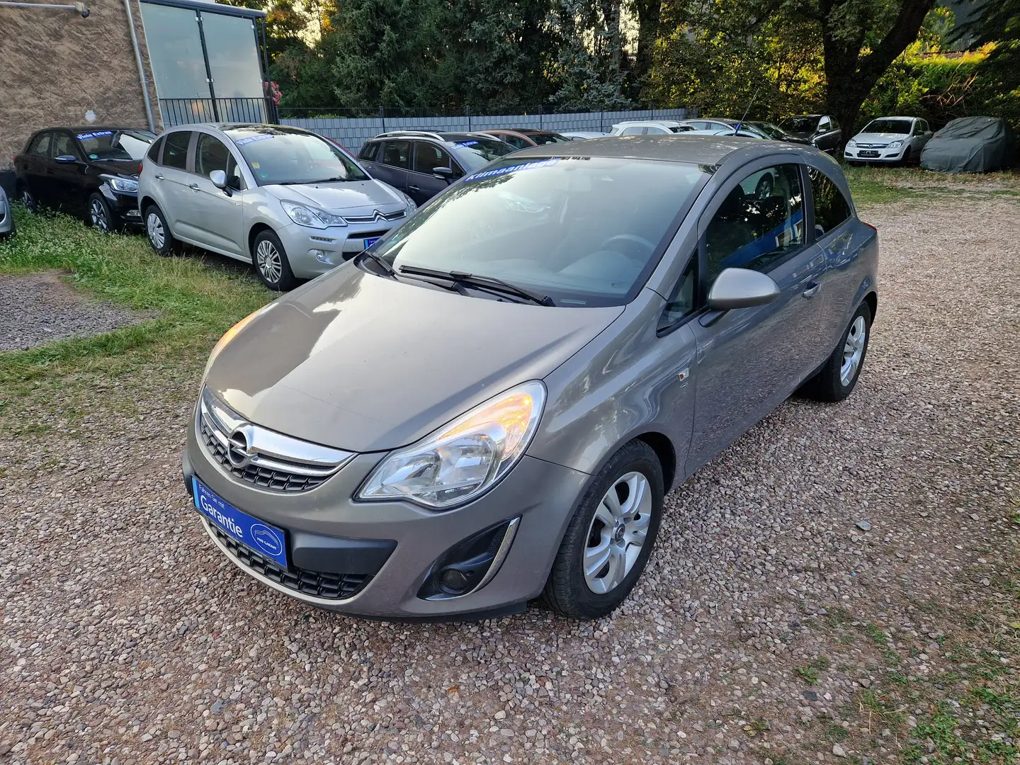 Opel Corsa D 1.4 Klima 99Tkm Sitzhzg ESP Alu PDC OPC-Line Grau - 1