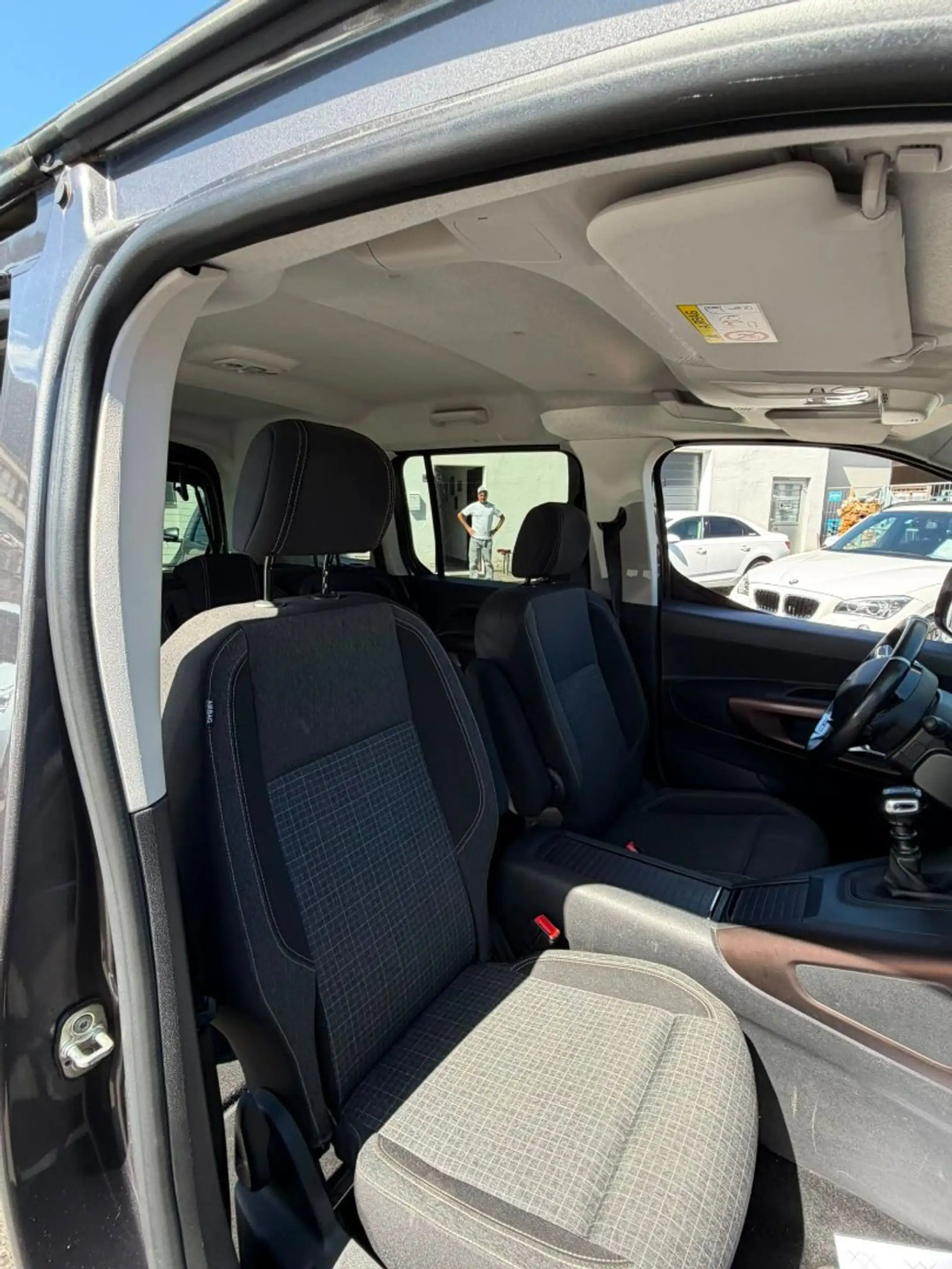 Peugeot Rifter 1.5 BlueHDi 130 FAP Active Lang Start&Stop — photo 6