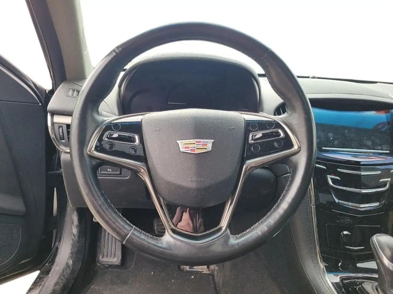 Cadillac ATS снимка Cadillac ATS