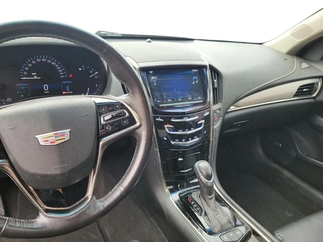 Cadillac ATS снимка Cadillac ATS