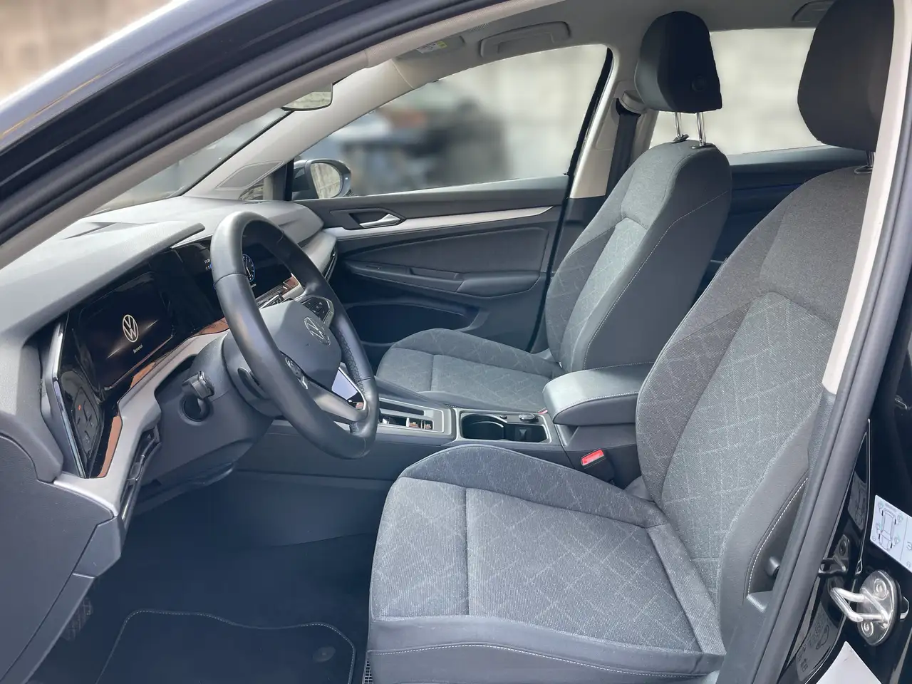 Volkswagen Golf Golf VIII 1.0 eTSI evo Life 110cv DSG Mild Hybrid 6