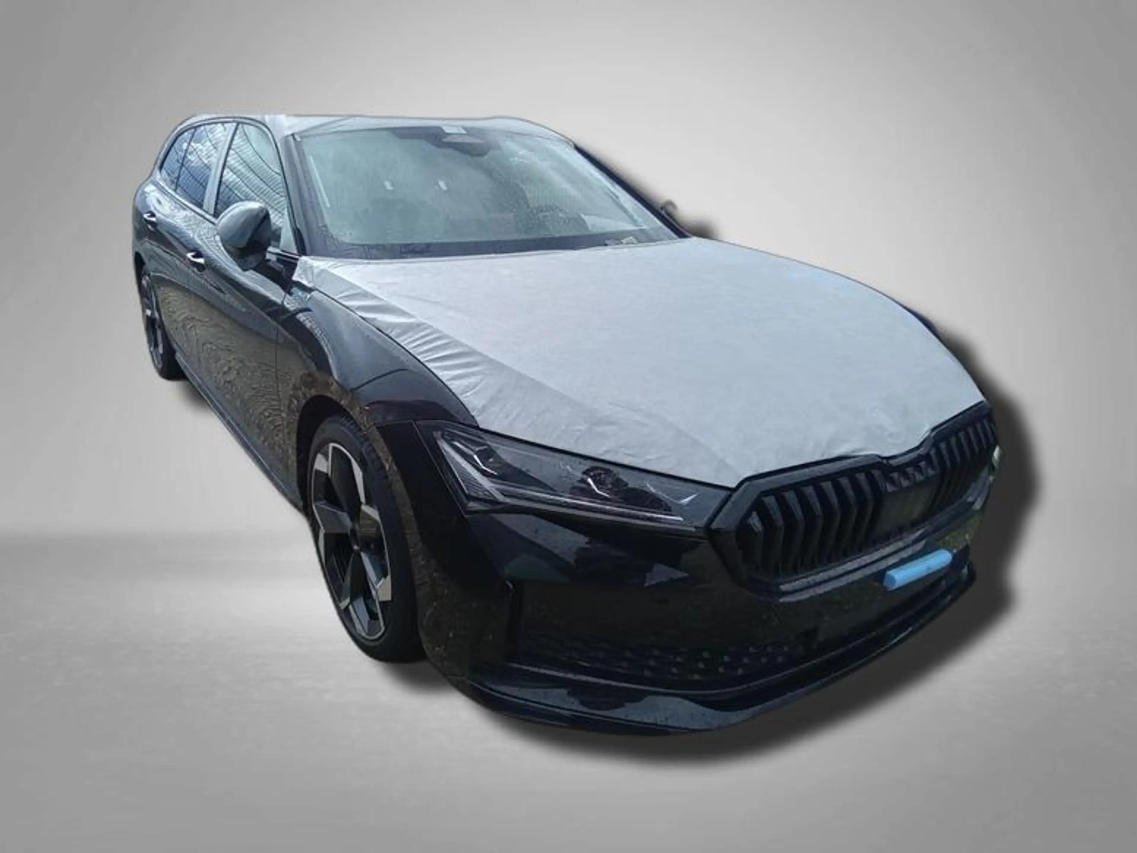 Skoda Superb Combi Sportline 2.0 TDI 7-Gang-DSG 4x4 142 kW (... — photo 4