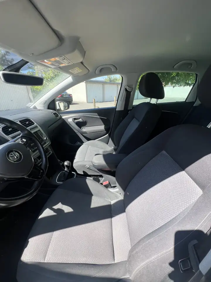 Volkswagen Polo Citadine 5 portes — photo 9
