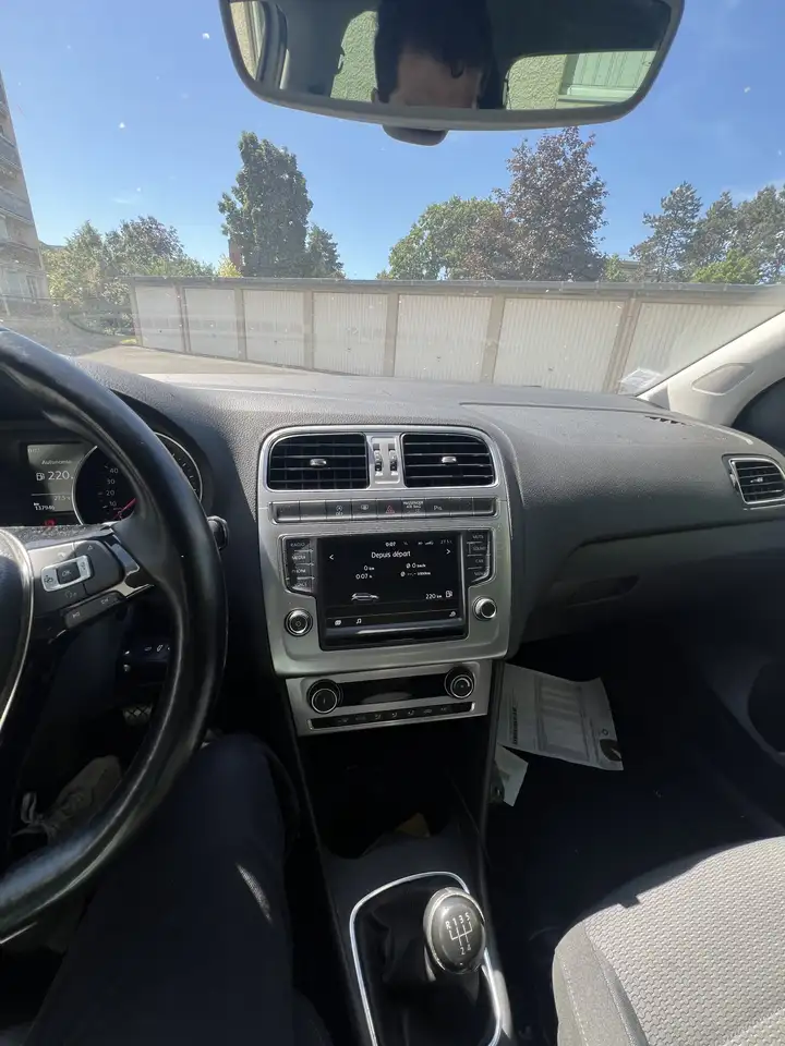 Volkswagen Polo Citadine 5 portes — photo 10