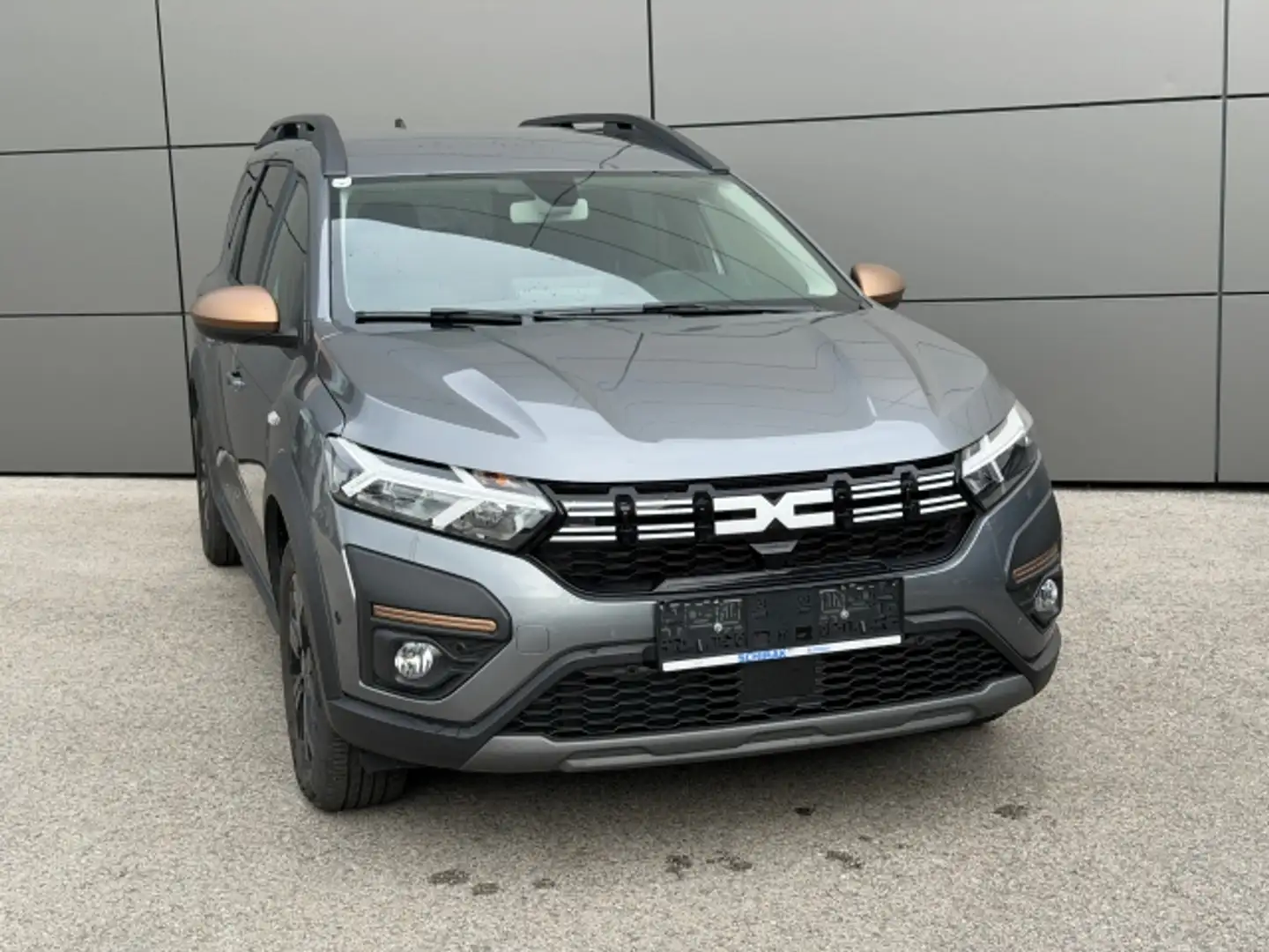 Dacia Jogger Extreme Hybrid 140 5-sitzig Grau - 2