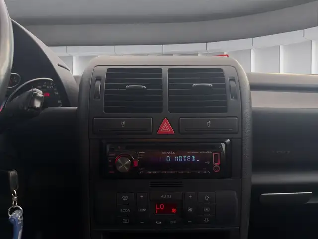 Audi A2 view 15