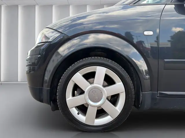 Audi A2 view 20