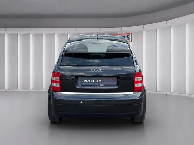 Audi A2 view 4