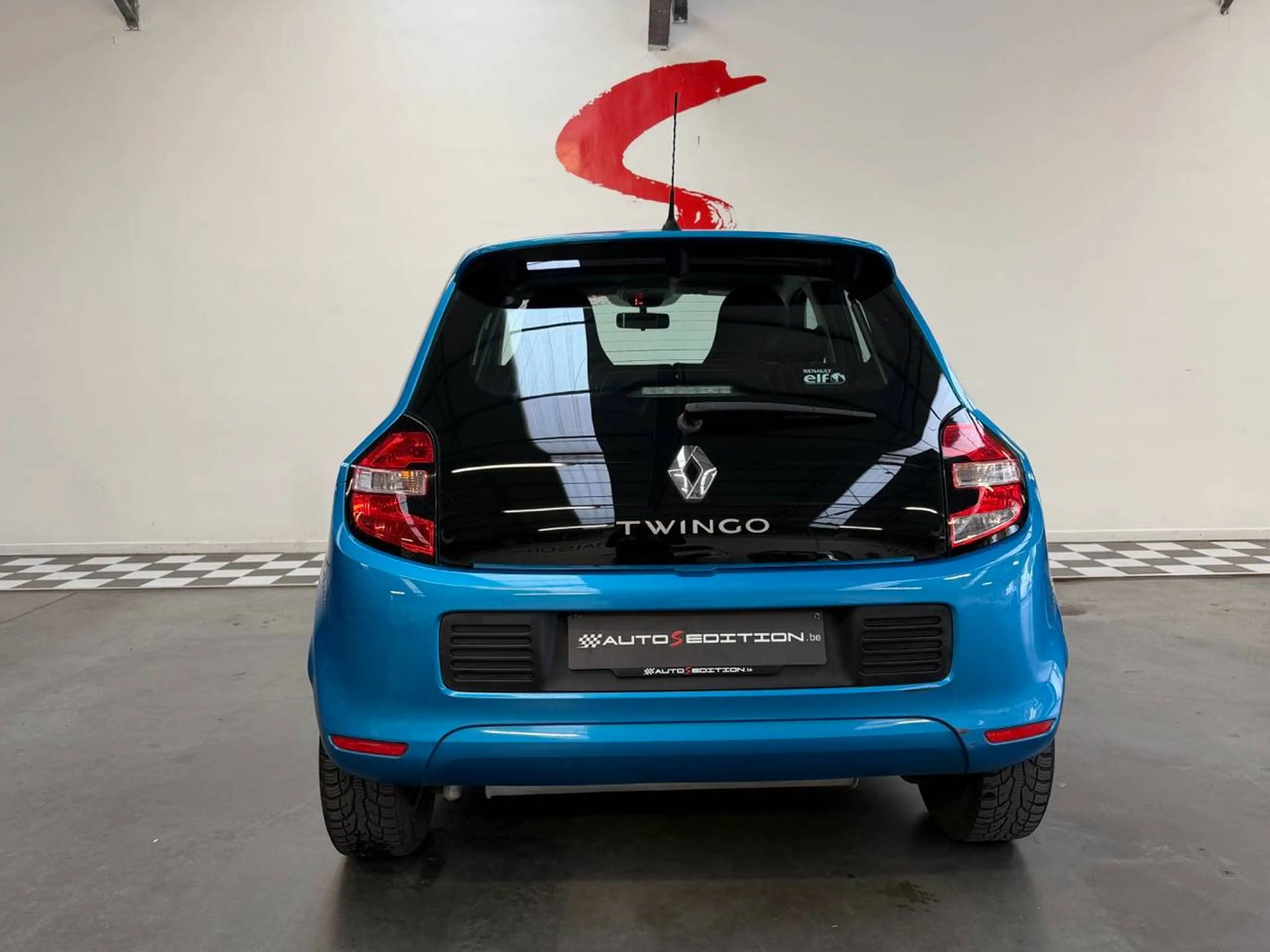 Renault Twingo Twingo 1.0i SCe — photo 4
