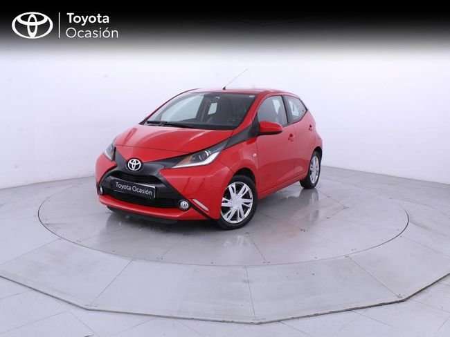 Toyota Aygo 1.0 70 x-play - foto 1