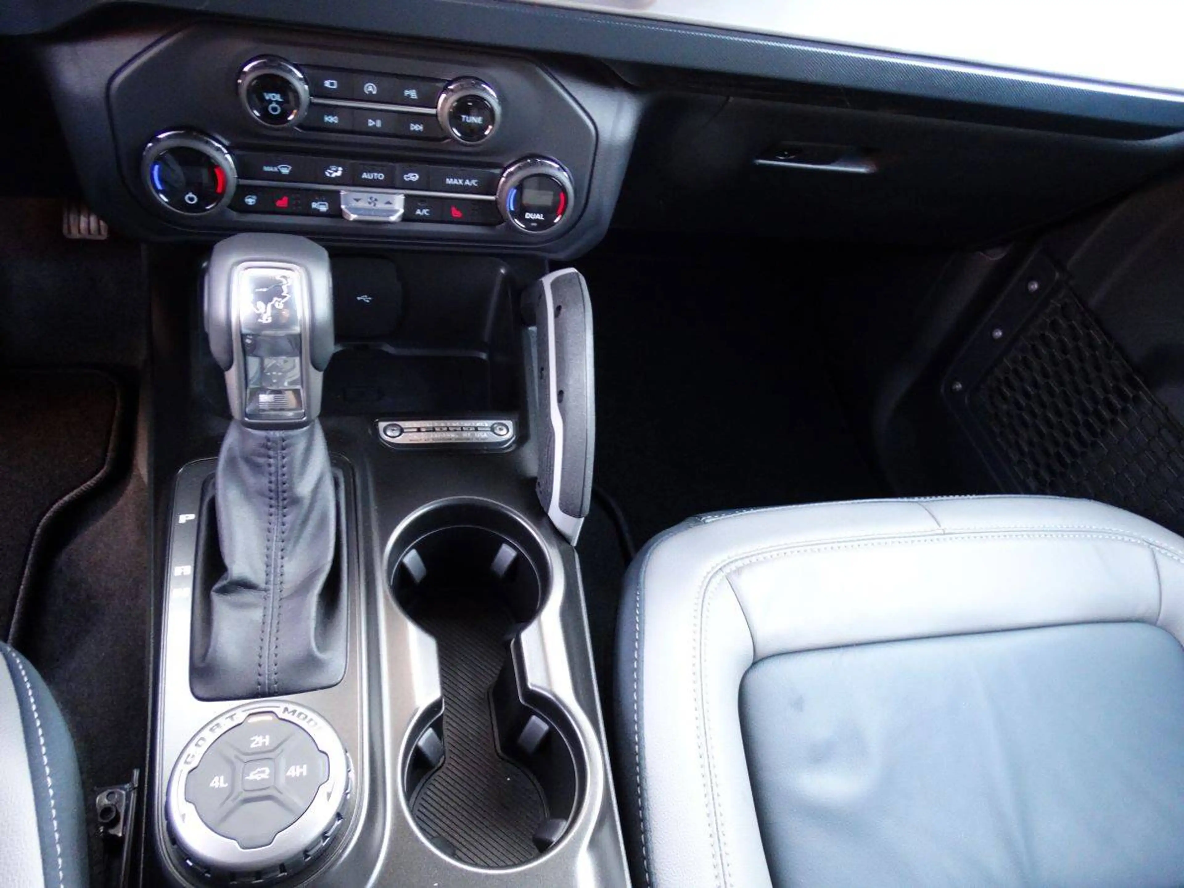 Ford Bronco Outer Banks 4x4 NAVI/KAMERA/ACC — photo 15