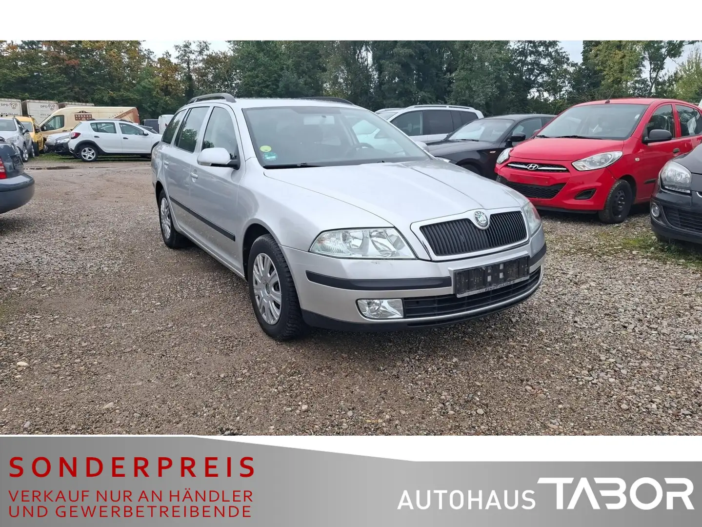 Skoda Octavia Combi 1.6 Aut. Ambiente PDC Klimaaut. Grau - 2