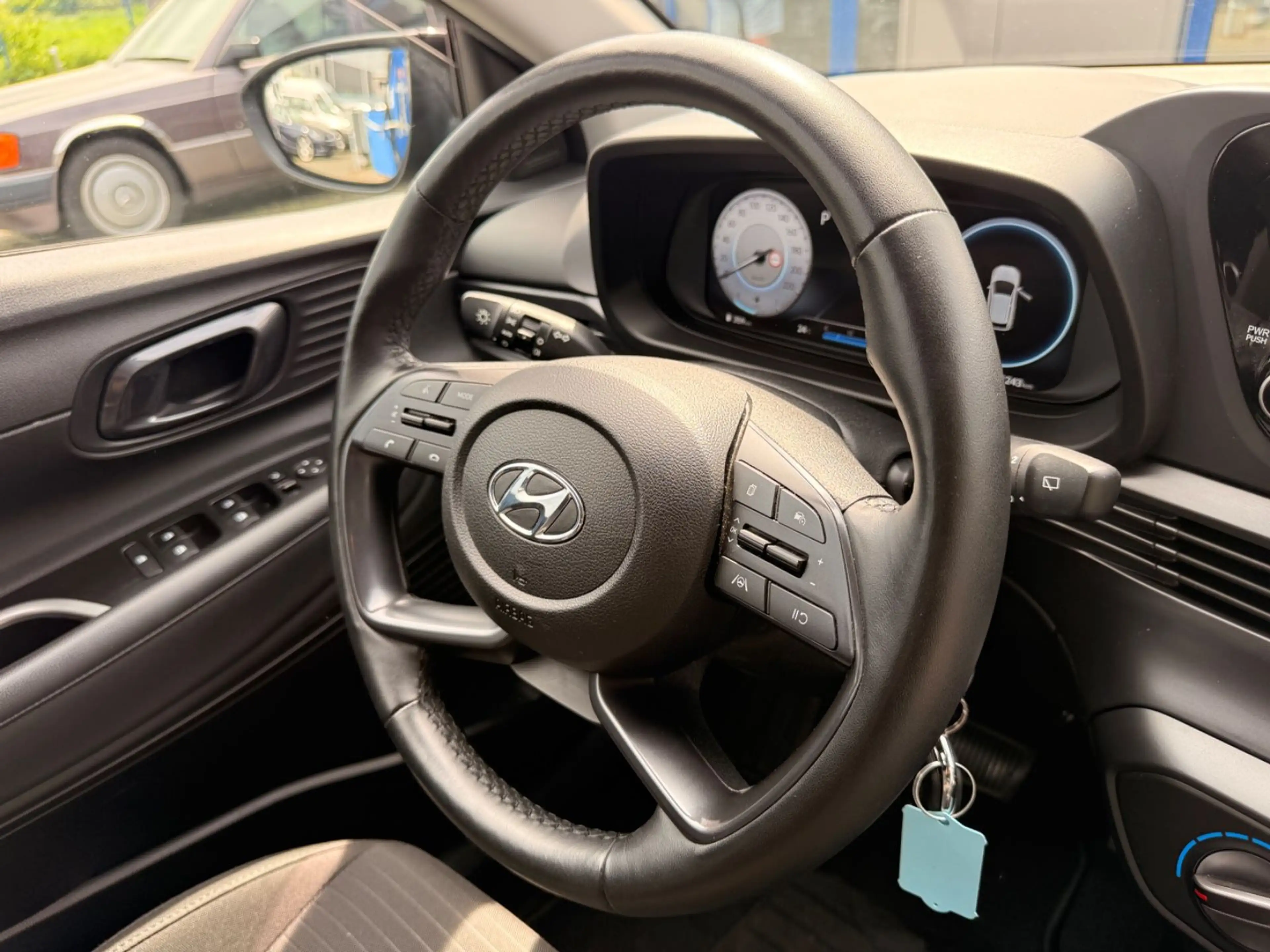 Hyundai i20 Trend Mild-Hybrid*KAMERA*CAR PLAY NAVI LED* — photo 12