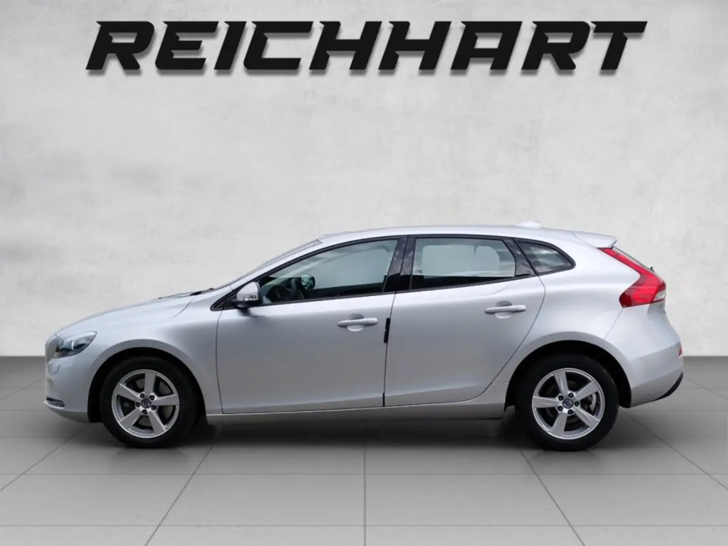 Volvo V40 Volvo V40 D2 Kinetic Geartronic Silber - 2