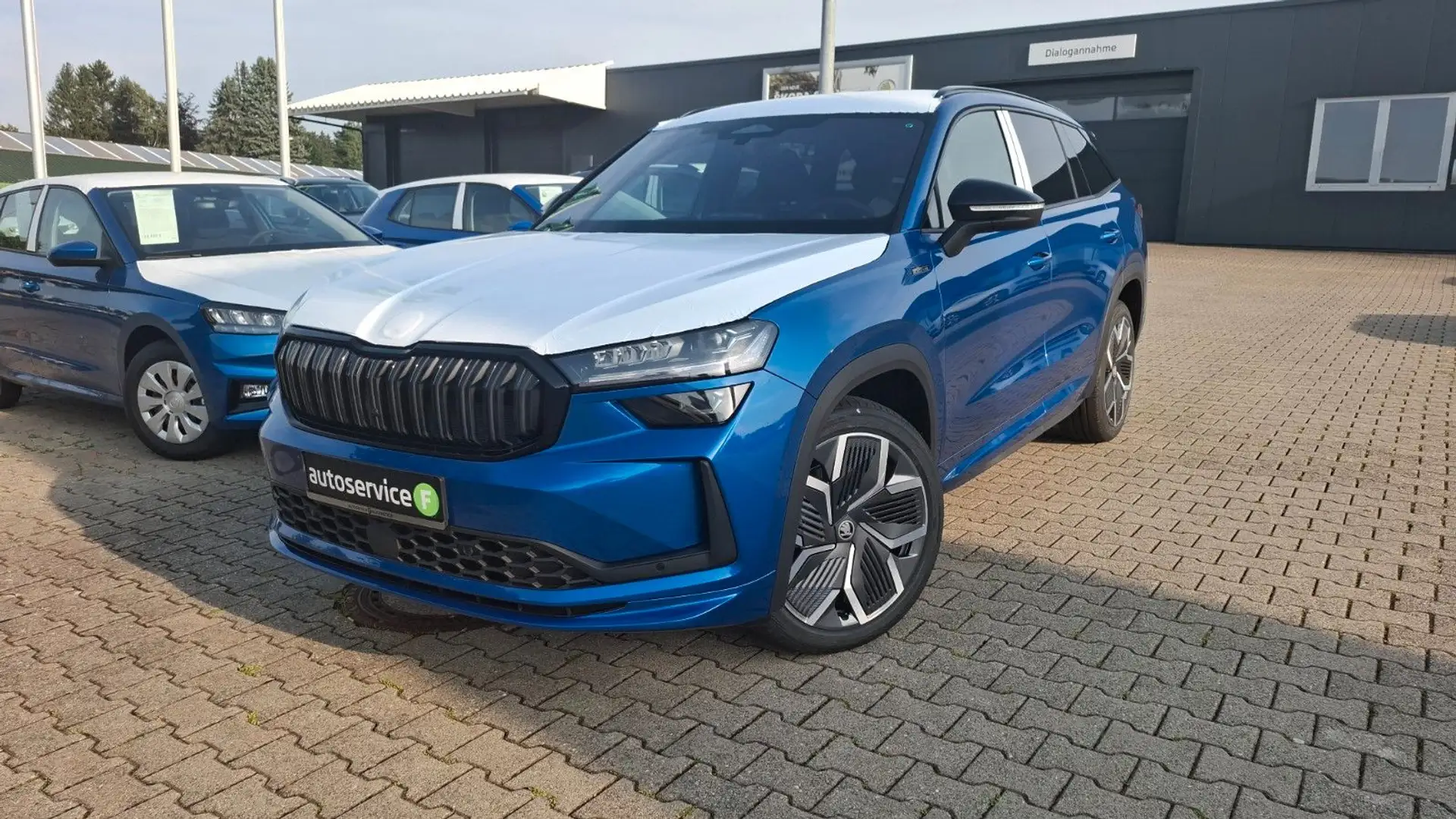 Skoda Kodiaq 2.0TDI 193PS 4x4 Sportline/AHZV/Fahr-Ass Bleu - 1