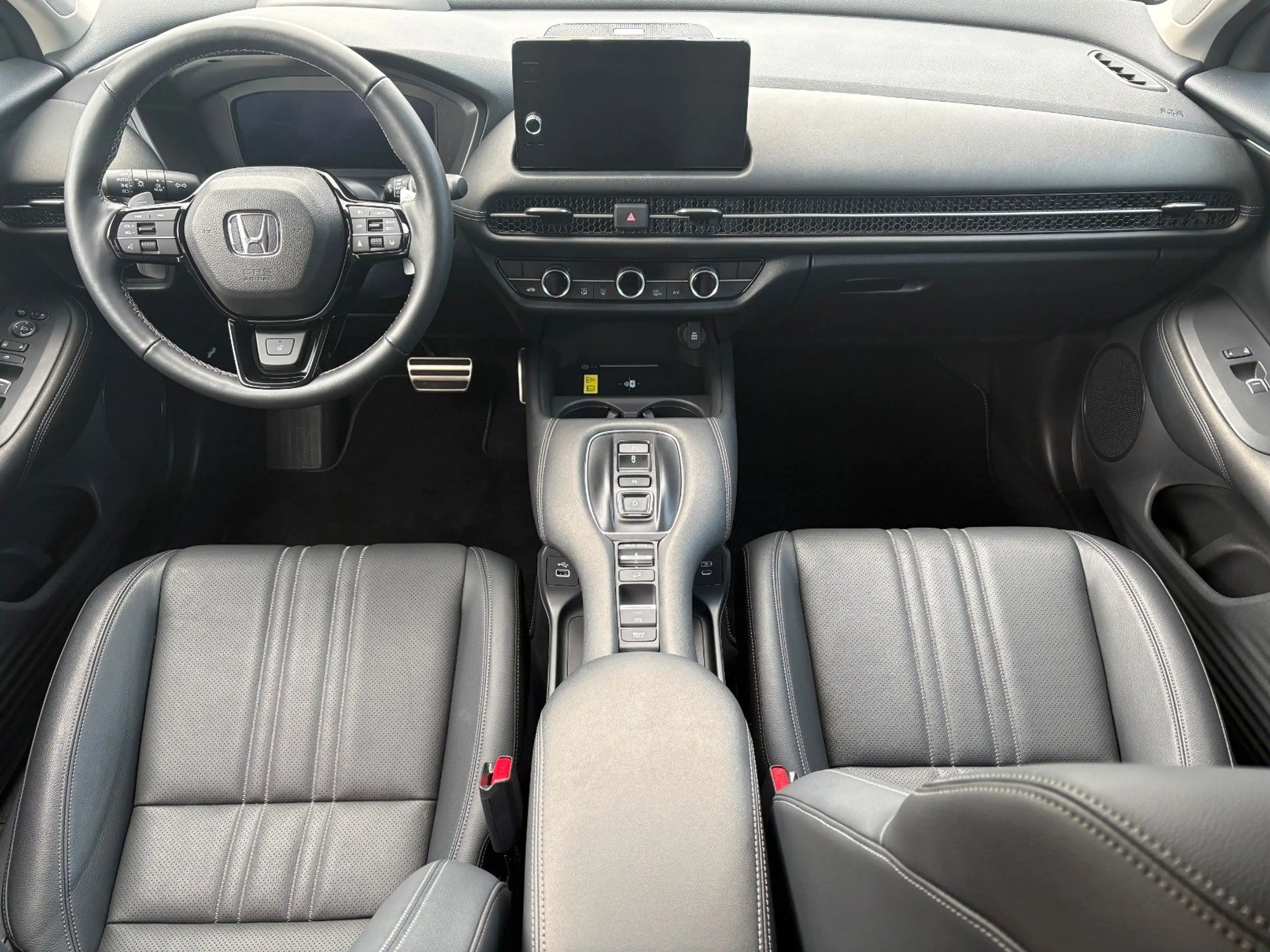 Honda ZR-V 2,0 e:HEV Advance Navi/LED/Kamera — photo 14