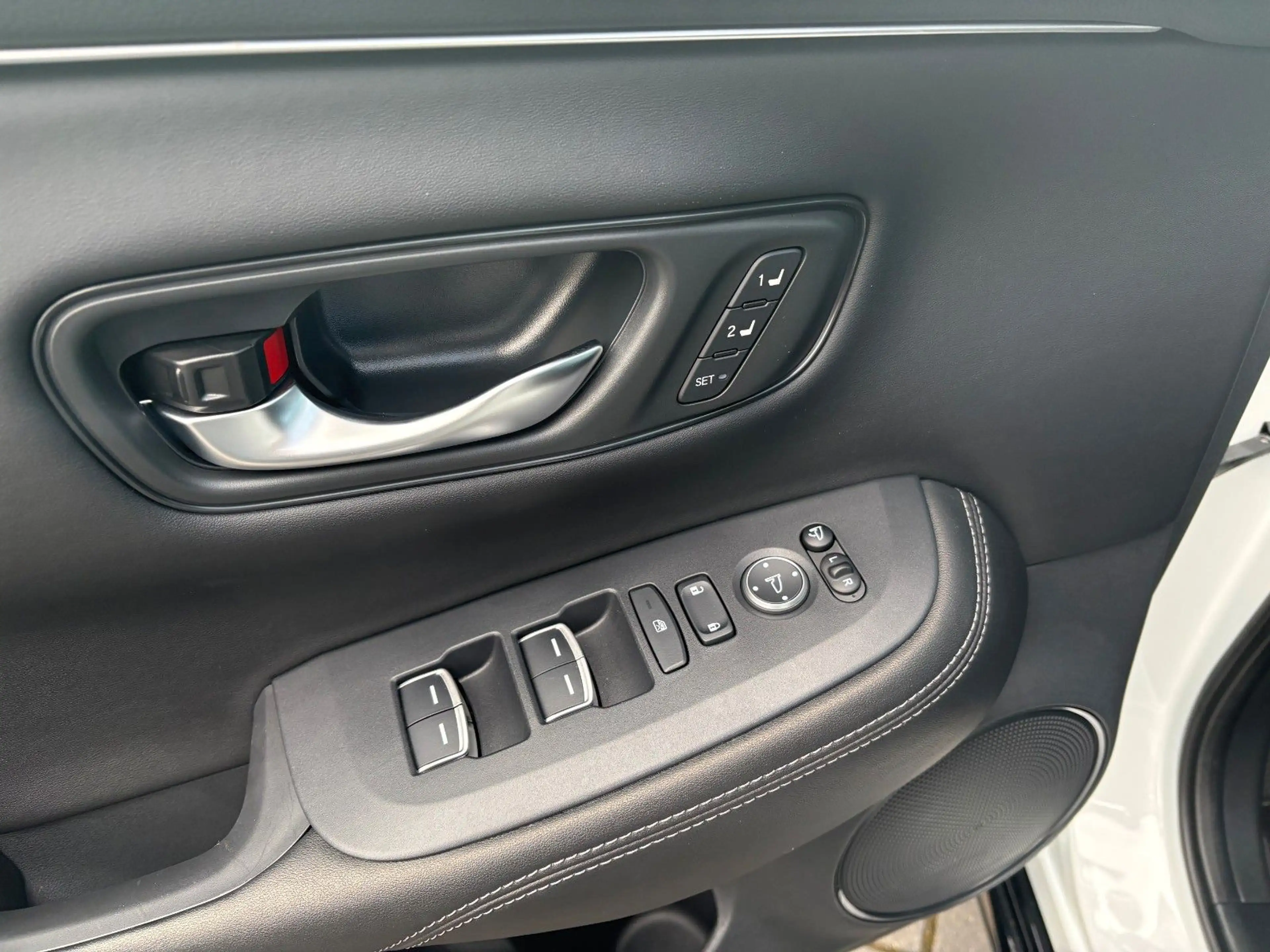 Honda ZR-V 2,0 e:HEV Advance Navi/LED/Kamera — photo 15