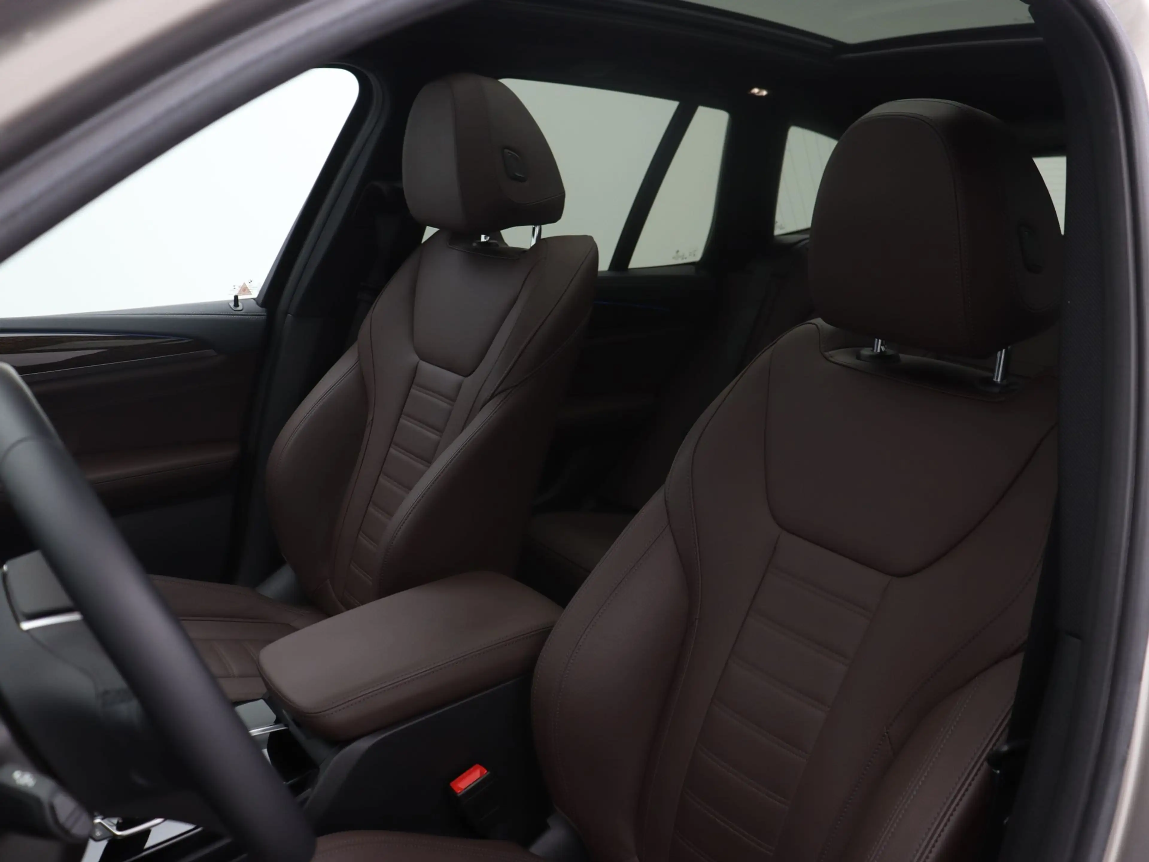 BMW iX3 High Executive 80 kWh — photo 4