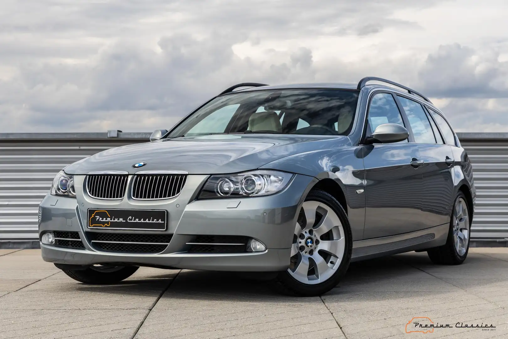 BMW 335 3-serie Touring 335i High Executive E91 | 72.000KM Zilver - 1