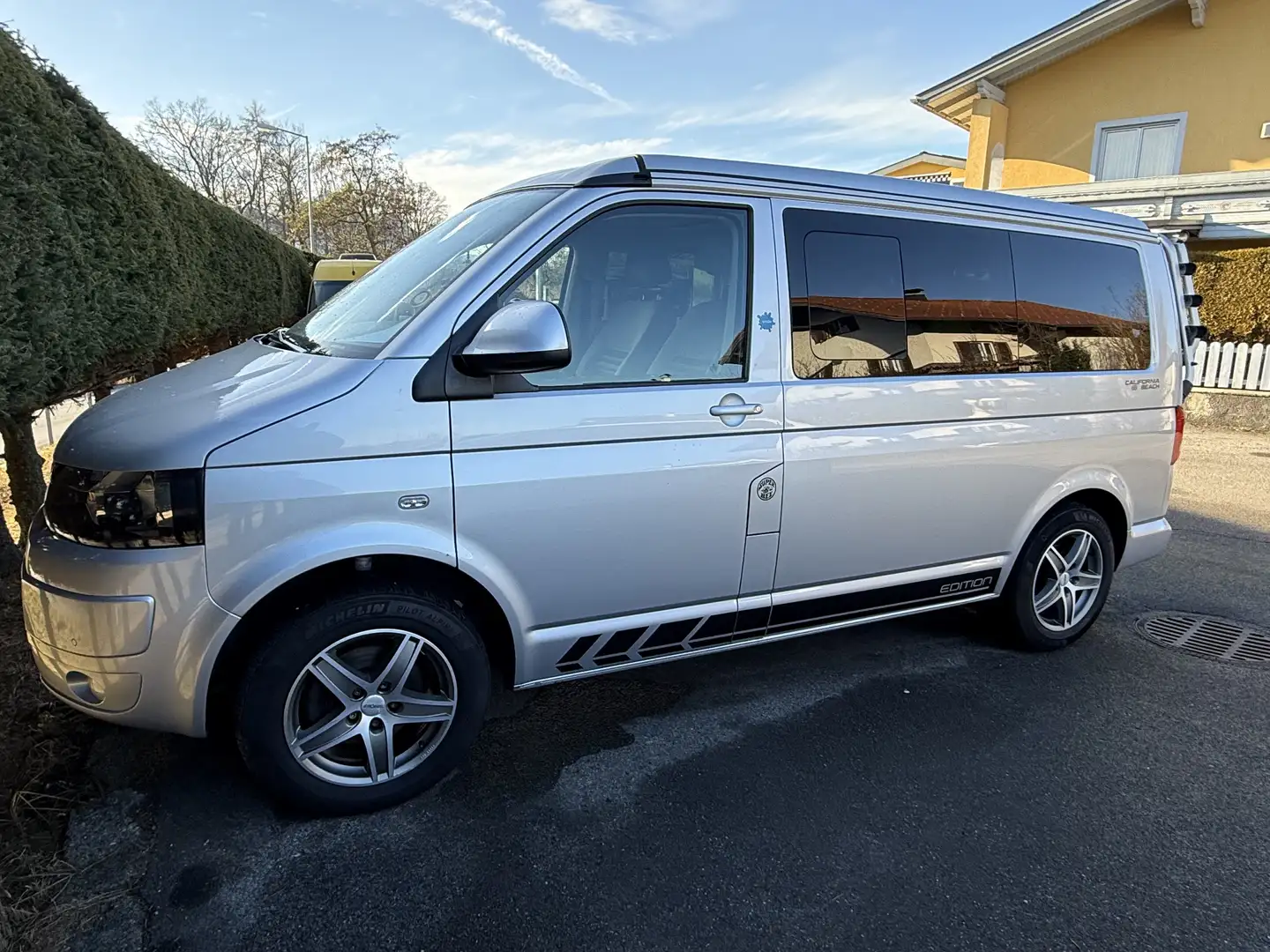 Volkswagen T5 California Beach - 2