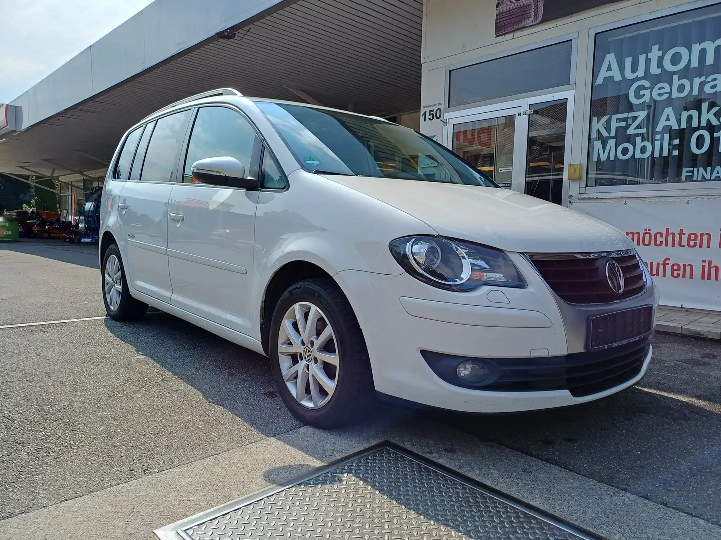 Volkswagen Touran Freestyle Weiß - 1