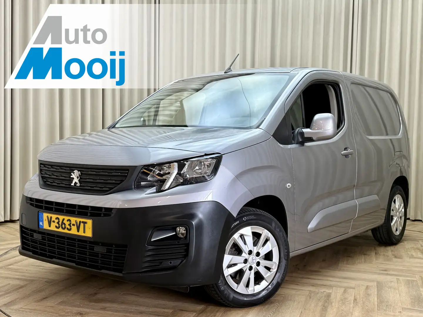 Peugeot Partner 1.5 BlueHDI Premium *BTW* Carplay / Trekhaak / Sto Grijs - 1