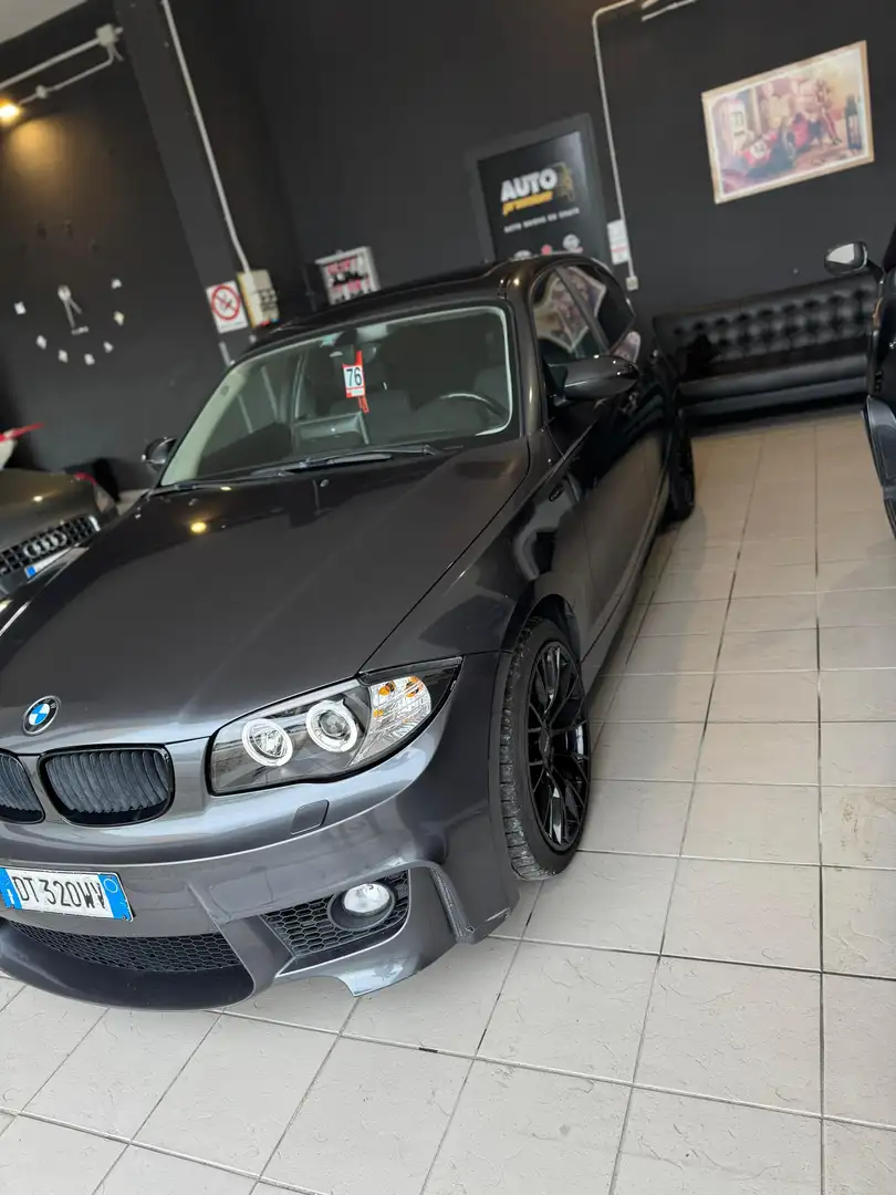 BMW 118 118d 5p 2.0 Futura 143cv dpf Grau - 2