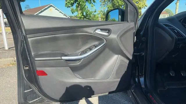 Ford Focus view 7
